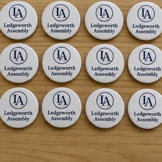 Customized campaign buttons for advocacy and issue campaigns